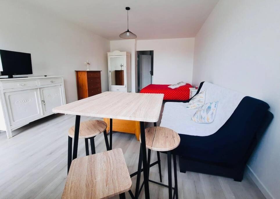 Appartement Vue Mer Calais Esterno foto