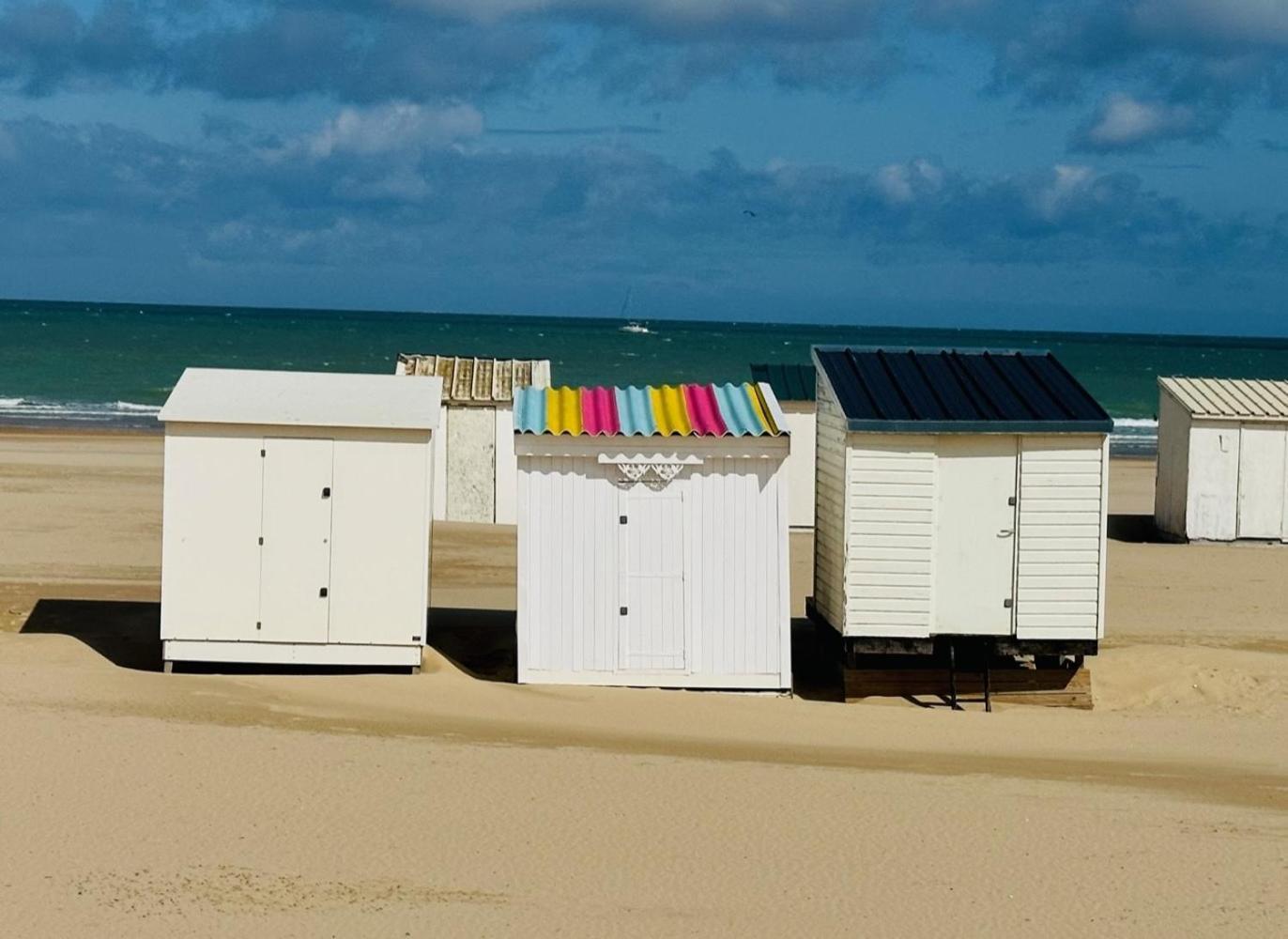 Appartement Vue Mer Calais Esterno foto